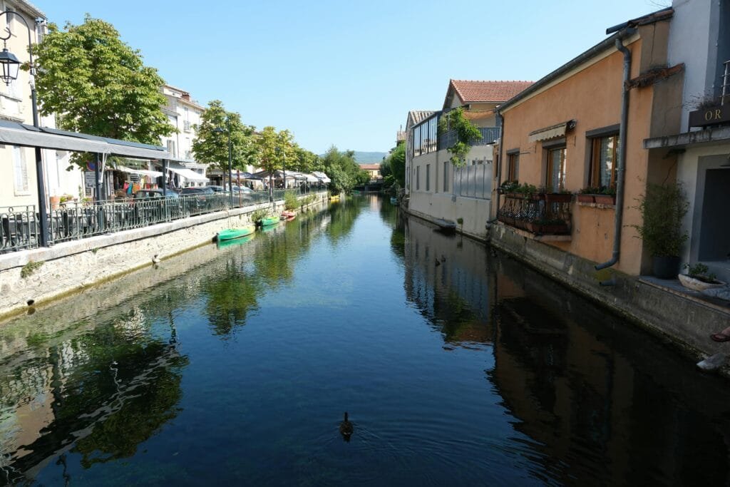 Private transfer Marseille Airport to L’Isle-sur-la-Sorgue