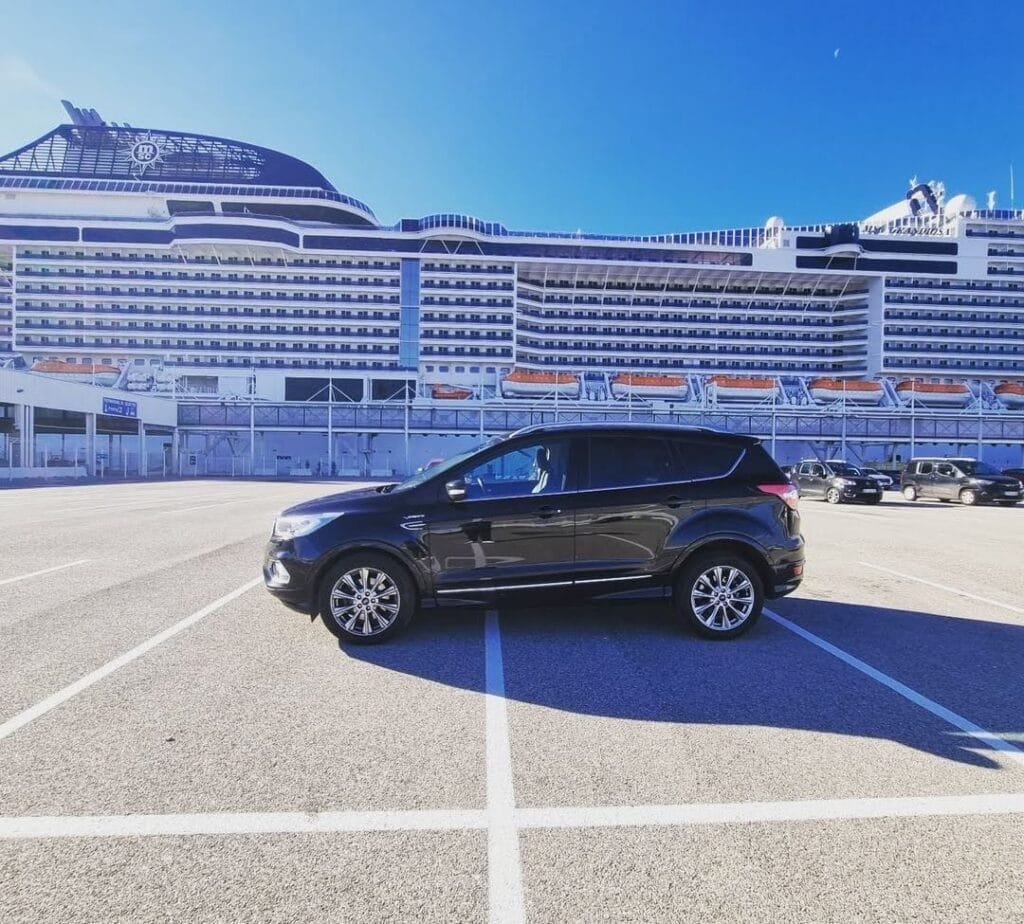 Private van transfer at Marseille Cruise Port